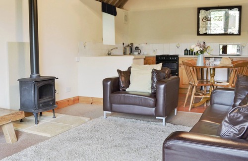Laverton Cottage | Fancy a romantic getaway.