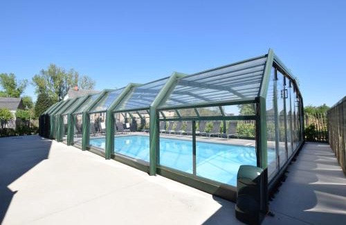 Sainte-Cecile House | Fancy Holiday Home in Sainte-Cécile with Pool House & Indoor Pool