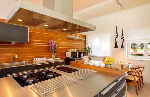 Znjan Villa | Fancy Modern Villa with Deluxe Interior