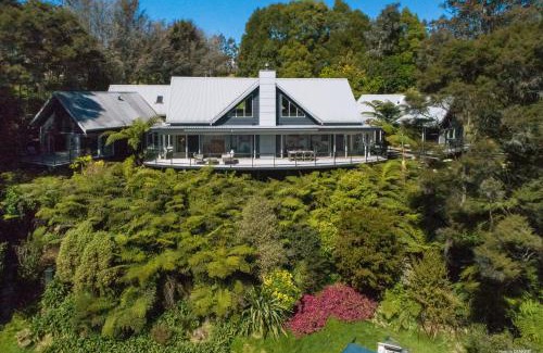 Haruru House | Fantail River Lodge