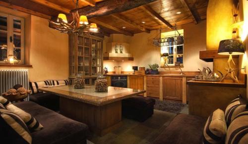 Dikoryfo Villa | Fantastic 3BR Villa Perfect View at Zagori