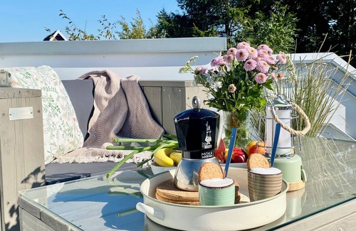 Bockholm House | Fantastic fenced semi-detached house close to the beach