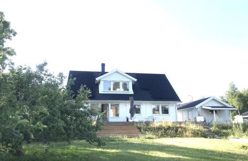 Flemingsberg House | Fantastic house with private jetty and lake view,