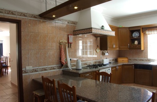 Vale de Parra Villa | Fantastic Large Luxury Villa with Heated Pool. Available 12 - 27 July £2700 pw