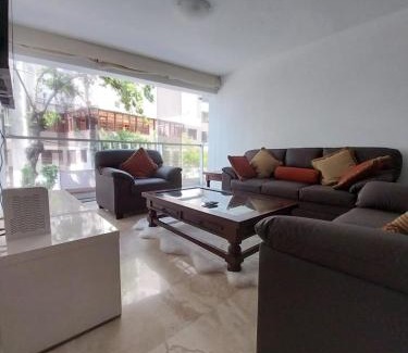 Reducto Apartment | Fantastic Location in Miraflores in Perú