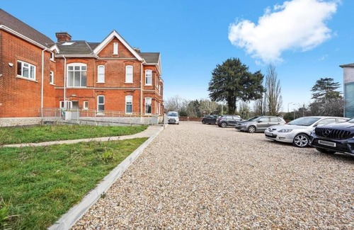 Maidstone House | Fantastic Maidstone Flat - Sleeps 4