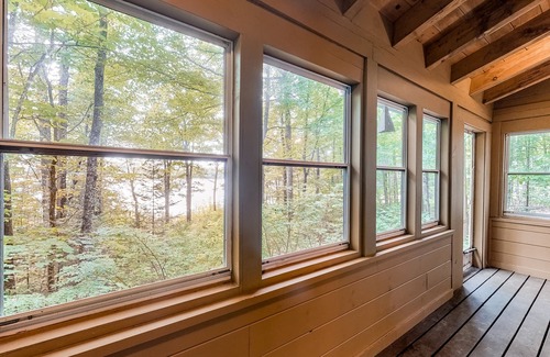 Wayne Cabin | Fantastic retreat close to lake with nearby boat access & private beach - dog OK