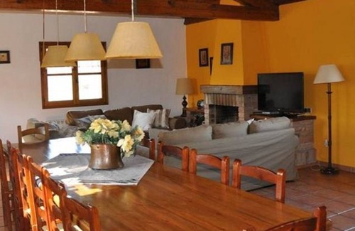 Sagas Cottage | Fantastic rural house El Molí de Canellas