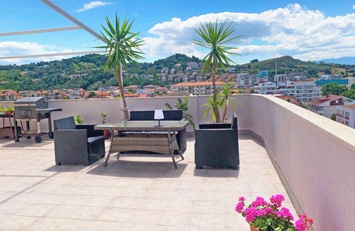 Case Fornace Apartment | Fantastic sea and mountain view 200m from the sea