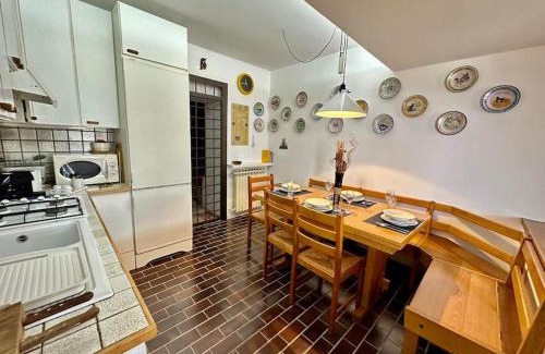 Vignale Monferrato Apartment | Fantastica terrazza con solarium e infernot by Revenue House