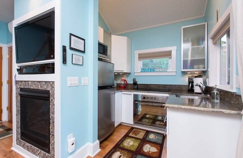 Front Royal Cabin | Fantasy Cottage: Private Pond, Waterfall, Hot Tub