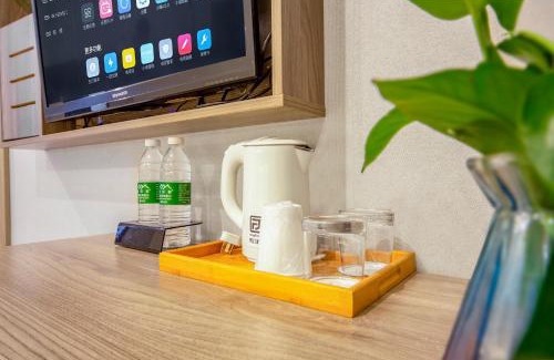 Jeifangbei Central Business District Hotel | Fanting Hotel (Jiefangbei Hongya Cave Branch）