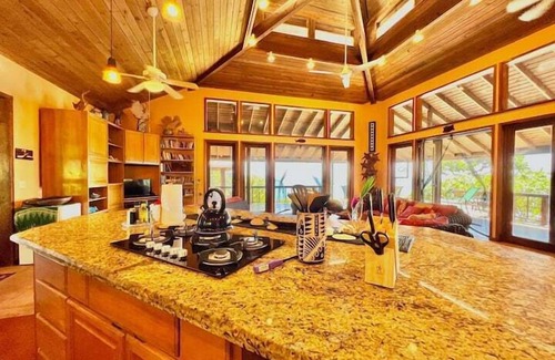 First Bight Villa | Far Tortuga @ First Bight, Roatan
