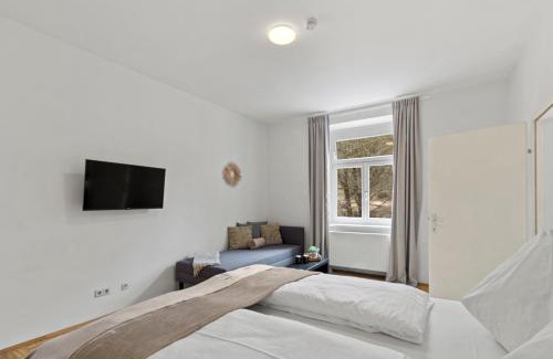 Leoben Apartment | FarawayHomes Studio Leoben #K6