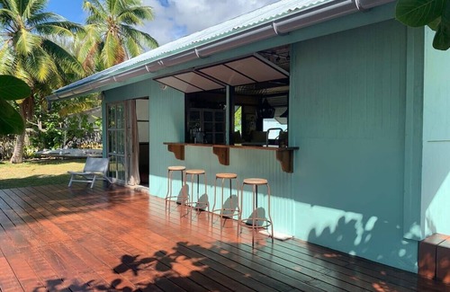 Moorea-Maiao Cottage | Fare Eimeo - Local-Chic Beachfront Cottage
