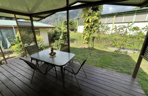 Moorea-Maiao Ski Chalet | Fare To'erau & Mara'amu