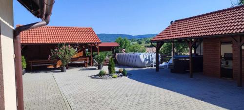 Lupeni House | Farkaslaki Panoráma Vendégház