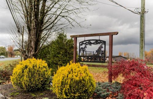 Popkum House | Farm House - L&S Farms