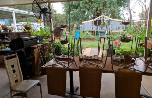 Kaarimba House | Farm On The Orchards