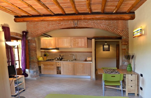 San Martino alla Palma Apartment | Farm Poderaccio - Maestrale & Libeccio Apt beautiful view of Florence!