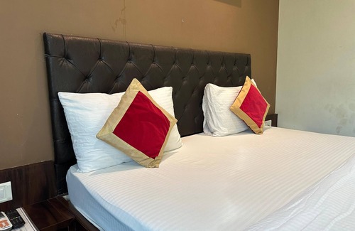Gorai Hotel | FARM REGENCY GORAI