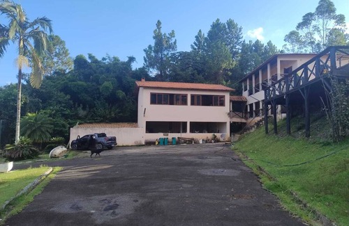 Santa Isabel House | FARM WITH 7 CHALETS PERFECT FOR THAT FAMILY MOMENT