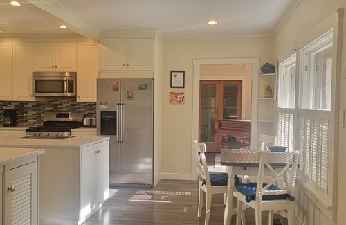 Gresham Other | Farmhouse & Creekside Get-Away on hidden acreage in historical downtown Gresham.