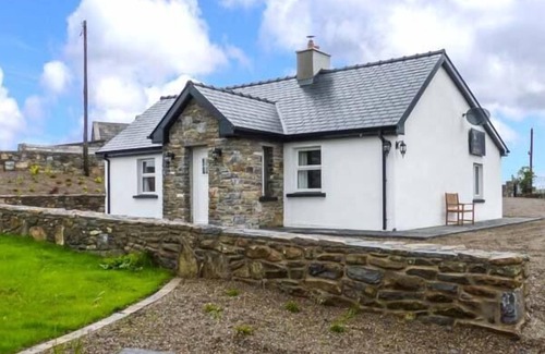 Lisdoonvarna Cottage | FARMHOUSE, family friendly in Lisdoonvarna, County Clare