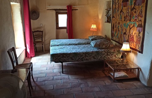 Sainte-Croix-de-Caderle Other | Farmhouse in the heart of nature, close to rivers, hiking trails and attractions.