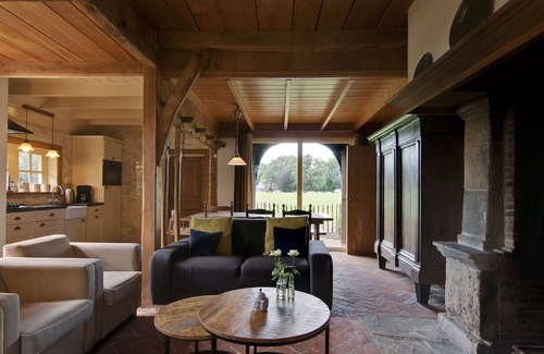 Municipality of Enschede Other | Farmhouse in Enschede near Forest