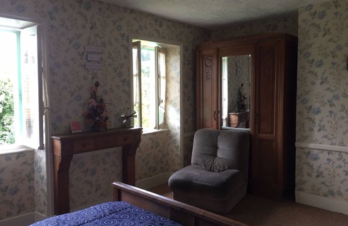 Crocq Other | Farmhouse in great calm, not attached