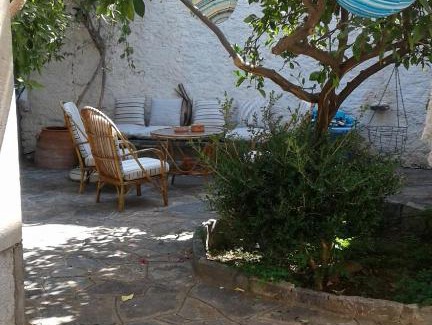 Choumeriakos House | Farmhouse in Limnes