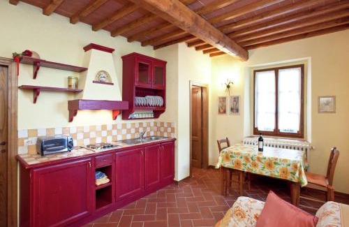 Loro Ciuffenna House | Farmhouse in Loro Ciuffenna with Pool & Garden