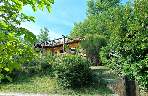 Urbino Apartment | Farmhouse in the hills. Dependance for 4/6 people. Panoramic view!