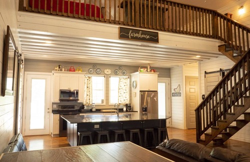 Sabinal House | Farmhouse - located on the 18th Hole