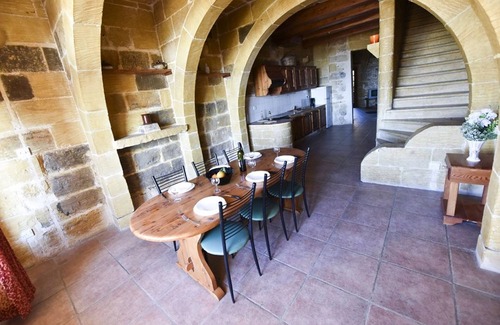 Qala Other | Farmhouse overlooking the wonderful seaview of Comino Island!