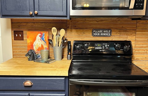Russellville House | Farmhouse Retreat at Bakers Creek: Pet-Friendly, Private, Convenient Location