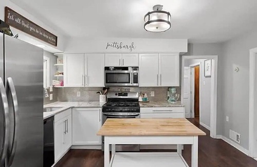 West Mifflin Other | Farmhouse Retreat with Big Yard