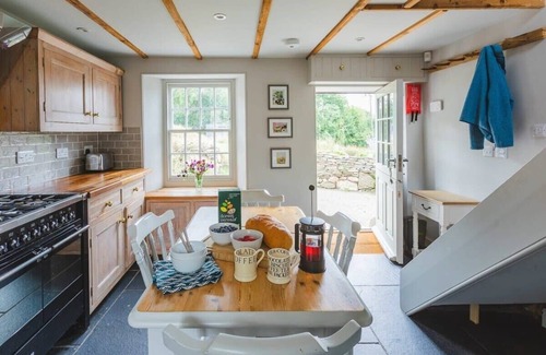 Luckett House | Farmhouse with Huge Garden nr Tamar Valley