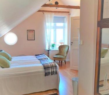 Kivik Bed & Breakfast | Farmors Lycka