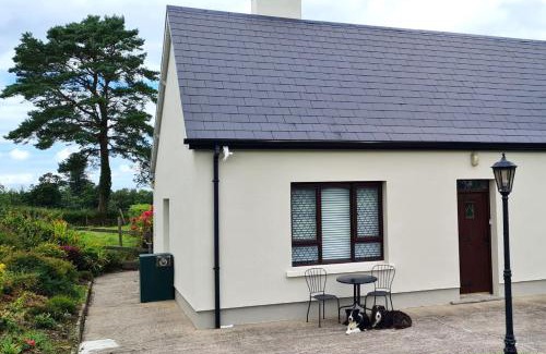 Gortletteragh Apartment | Farnaught Farmhouse Apartment, Lough Rynn, Mohill