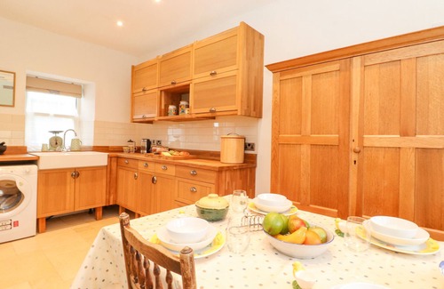 Chathill House | FARNELEA, pet friendly, character holiday cottage in Seahouses
