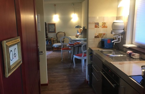 Darmstadt House | fast (5 G) internet for free in apartment 0.5 for two!
