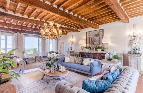 Capannori Villa | Fattoria Camigliano, Luxury Farmhouse with Pool inside a Wine Estate