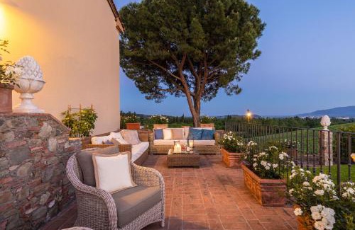 Capannori Villa | Fattoria Camigliano, Luxury Farmhouse with Pool inside a Wine Estate