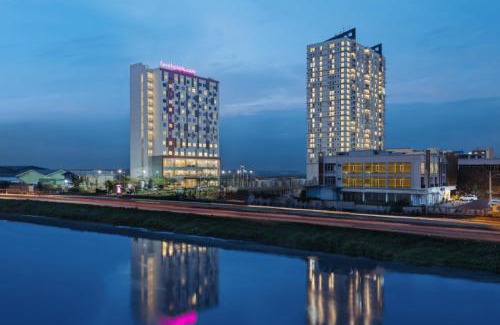 Karawang Hotel | favehotel Karawang
