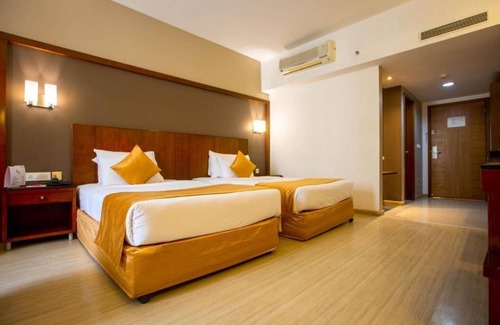 Krishnarajapura Hotel | Featherlite Evoma Hotel