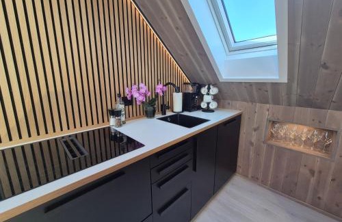 Feda House | Feda Waterfront Apartment