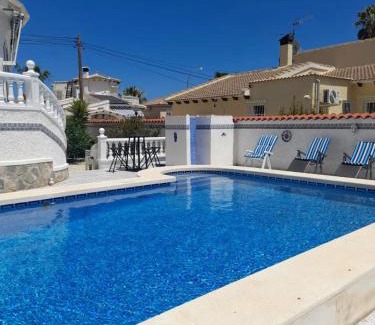 Quesada Villa | Fee4Me Villa with private pool