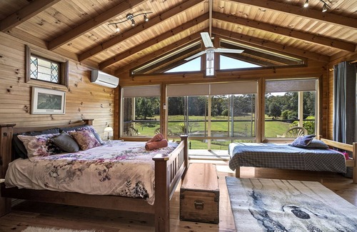 Valla Beach Other | FEED THE ANIMALS! Coastal Farm Stay - just off M1- whole house 4U alone